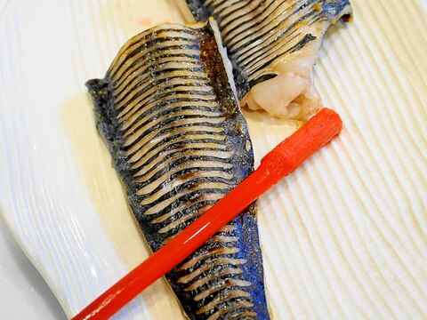 市場に出回らない珍しい魚！スミヤキの塩焼き